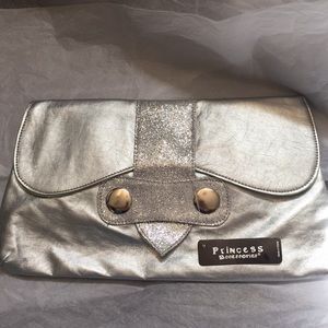 Princess Accessories ®️ Silver Hand Bag
